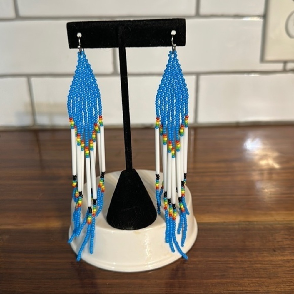 COPY - COPY - Beautiful beaded earrings. NWT Western. Boho Navajo